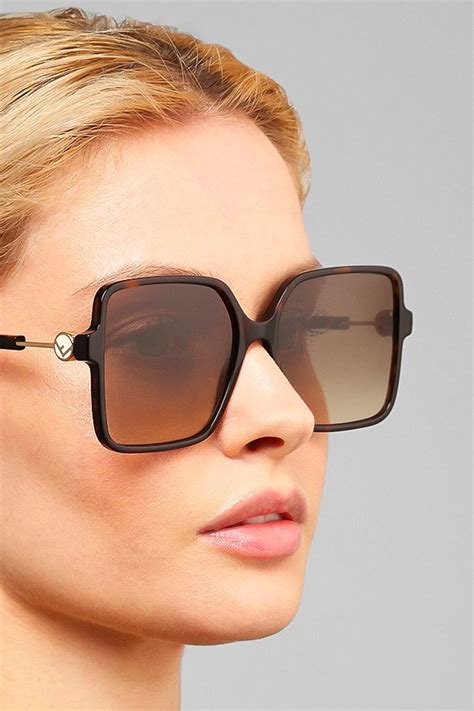 fendi women's oversized sunglasses